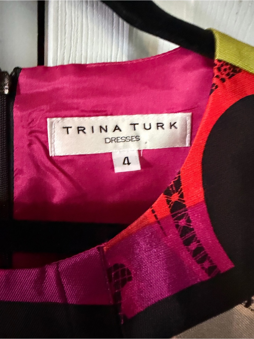 Trina Turk Kudson Sheath Dress Silk Blend Size 4 - Picture 3 of 6